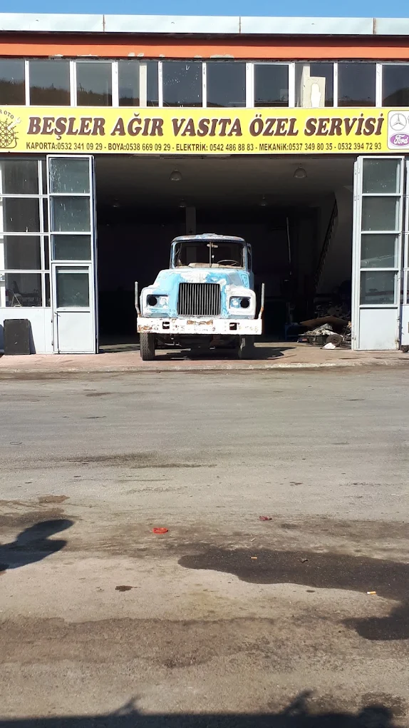 Beşler servis atölyesinin girişi